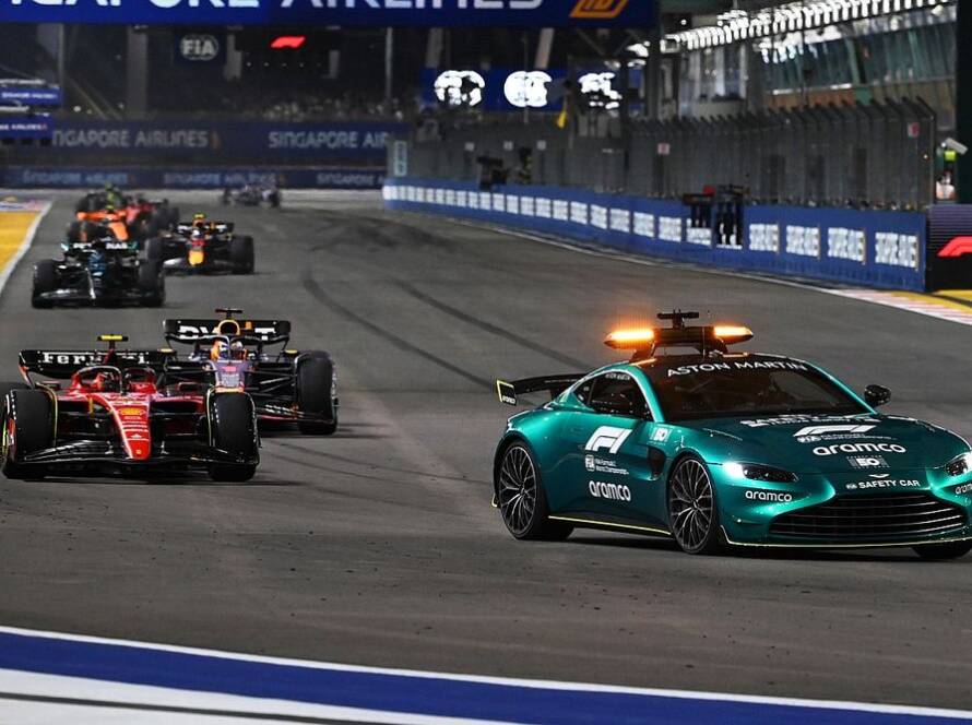 F1 cars behind the safety car